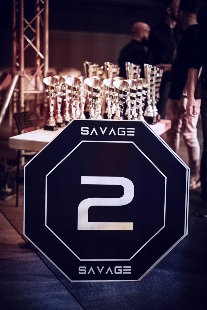 Event Savage 2 Winner*s Pokals